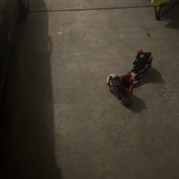 Shaq Reebok Pumps - Picture 2 of 7